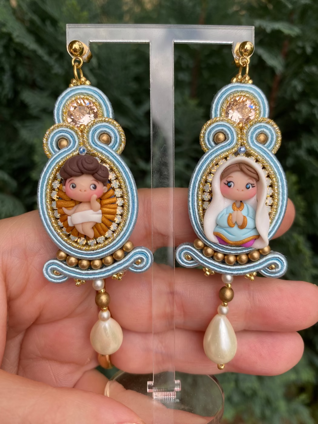 Orecchini Gesu' e Madonnina